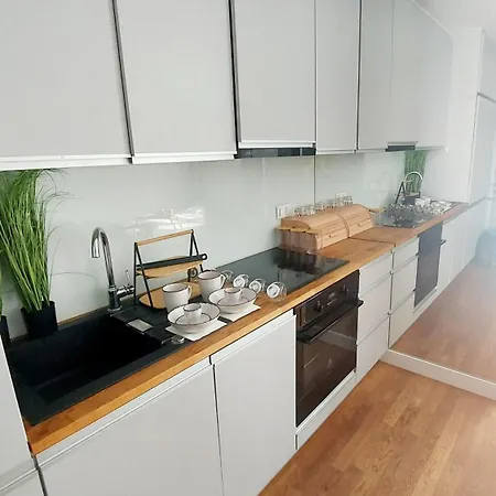 Apartament Miodowy Apartament+balkon+hustawka+garaz, Faktura *